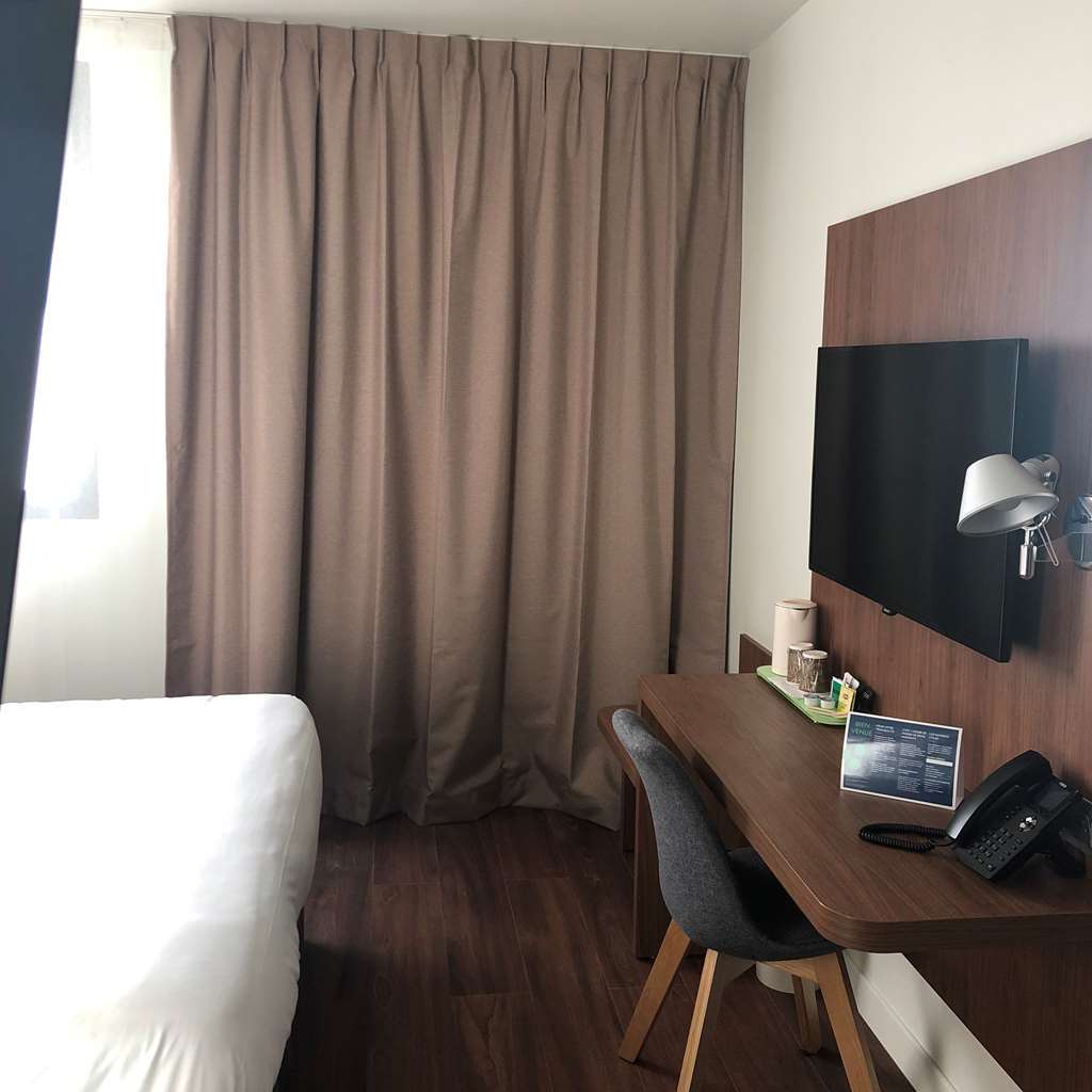 Hotel Campanile Marseille Est - Aubagne Habitación foto